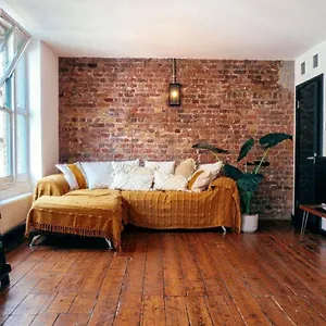 Elegant In Shoreditch Apartment